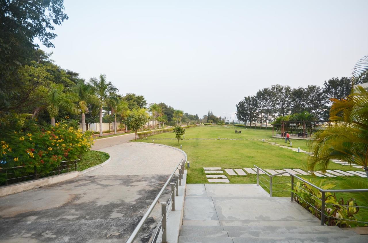 Spree Resort At Century Wintersun Dod Ballāpur Exterior foto